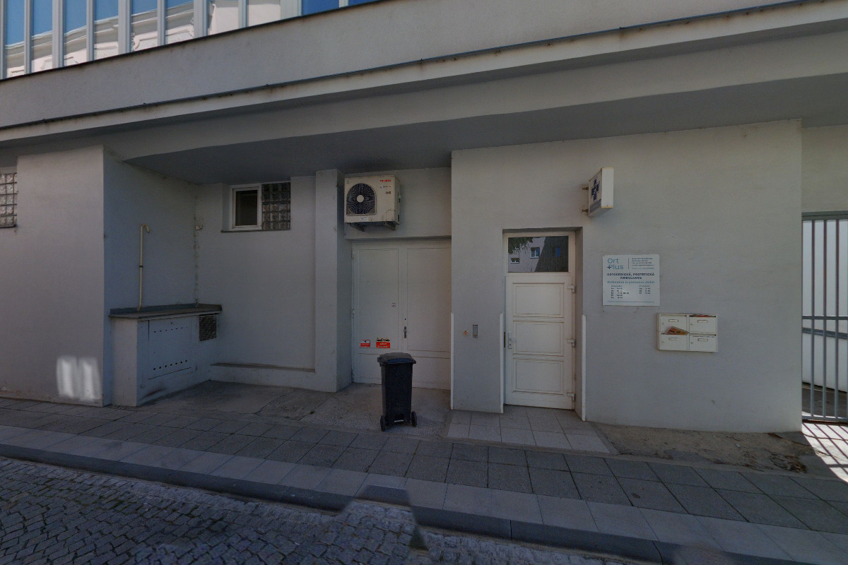 MUDr. Jíří Tesarčík - Ortopedicko - protetická ambulace