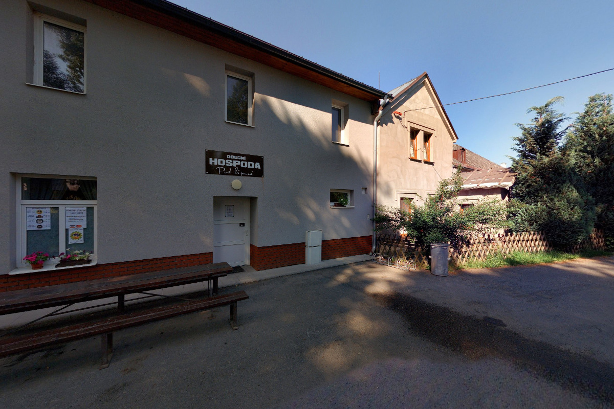 Obecní Hospoda Pod lipami foto 4