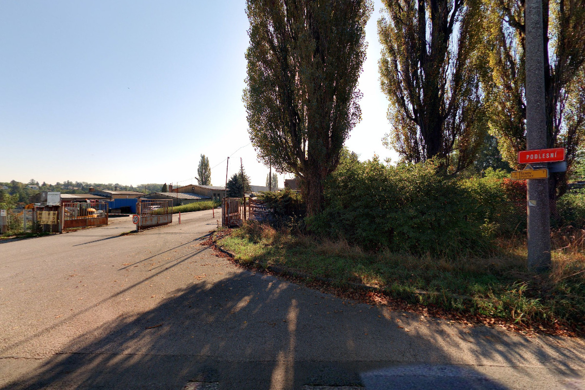 UHELNÉ SKLADY PETŘVALD