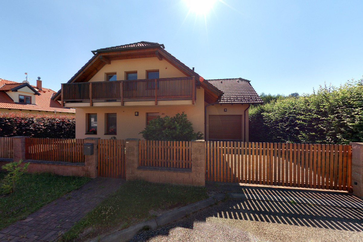 Mgr. Radmila Hůdová - advokát a mediátor