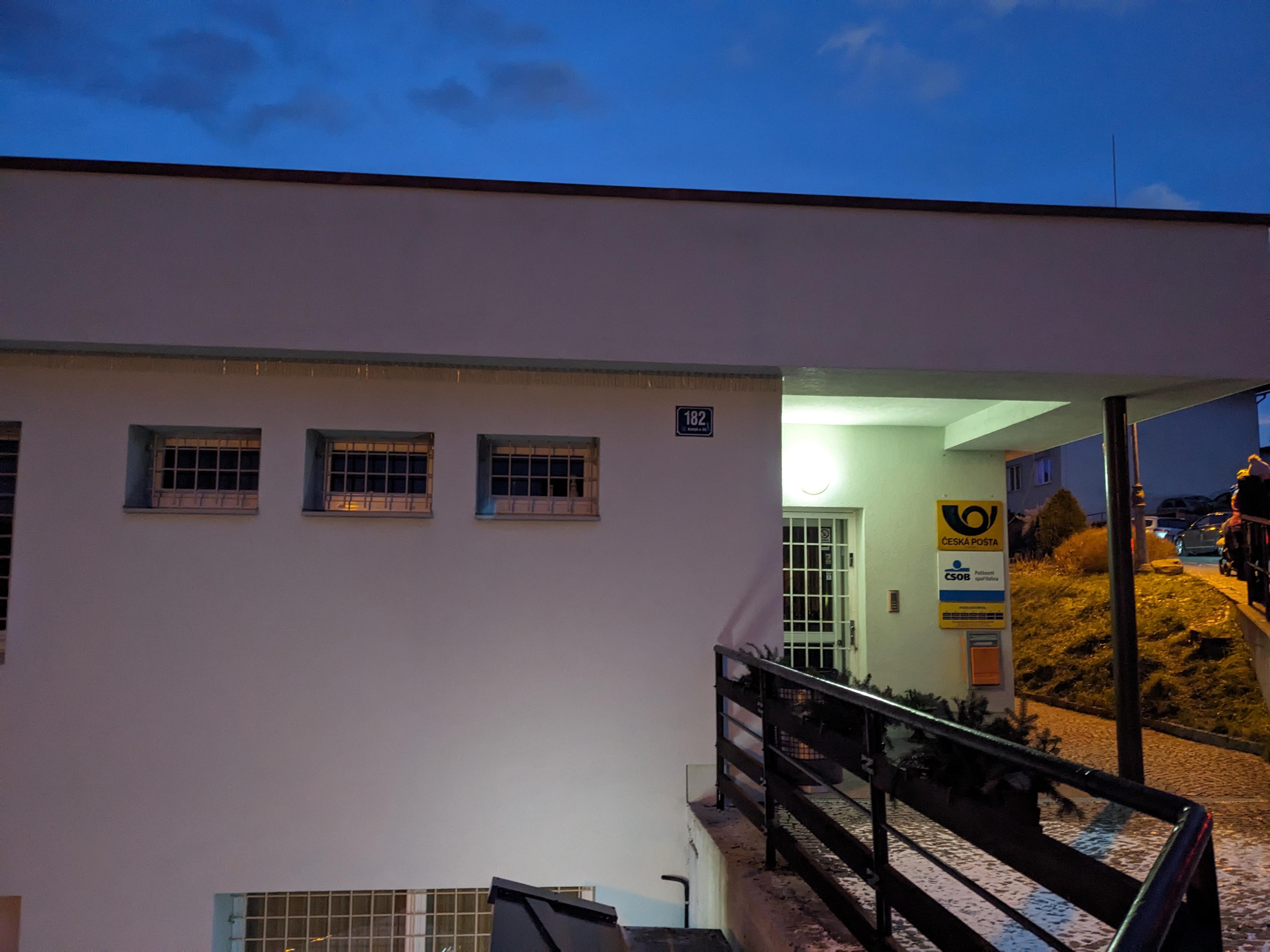Pošta Kamýk nad Vltavou foto 4
