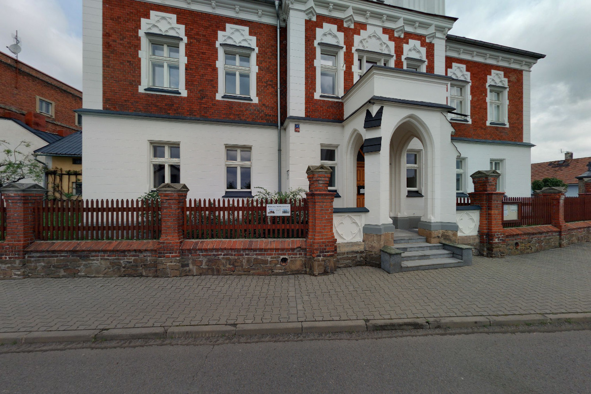 Římskokatolická farnost Kravaře foto 2