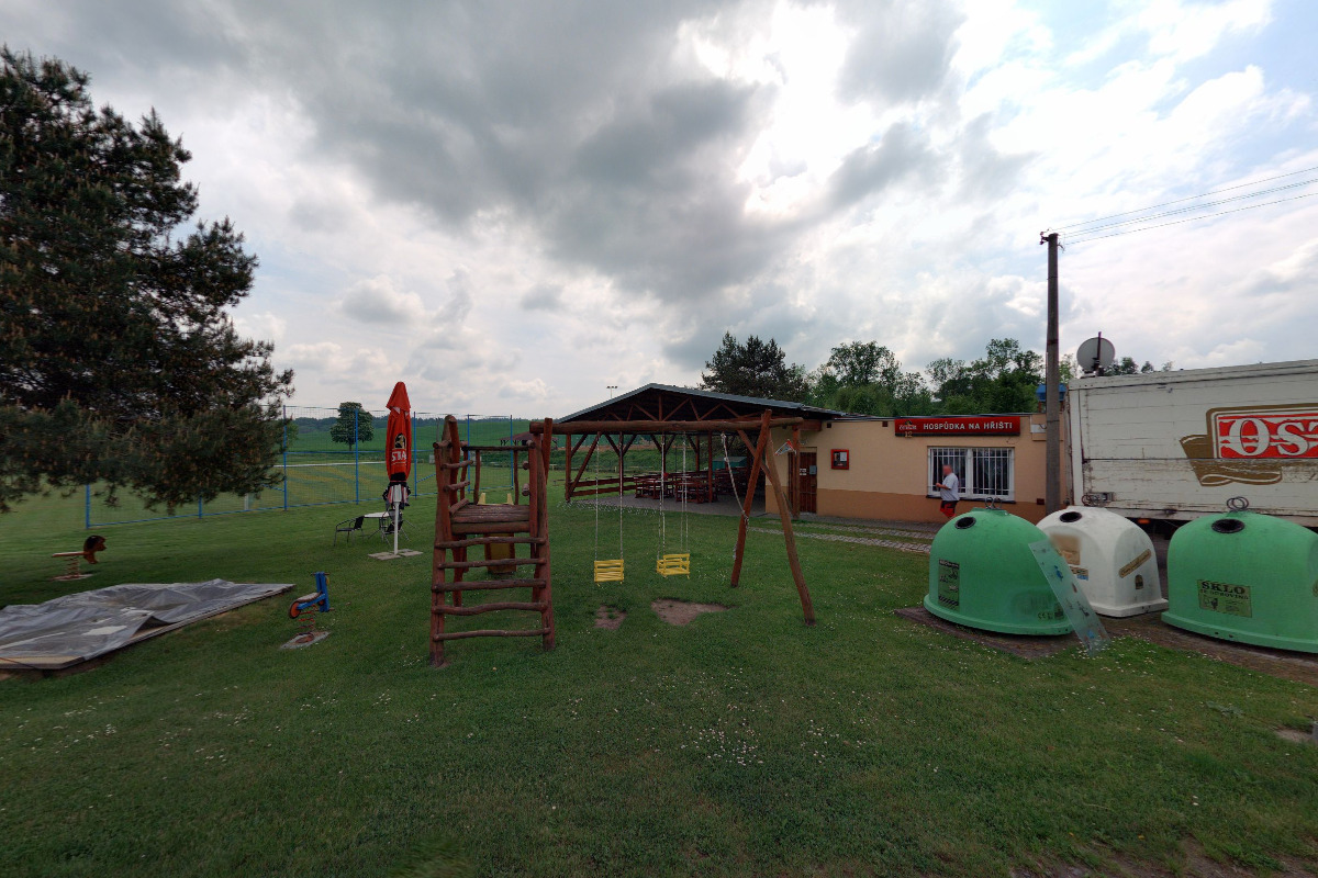 Nabíjecí stanice Hospůdka na hřišti v Bělé foto 3