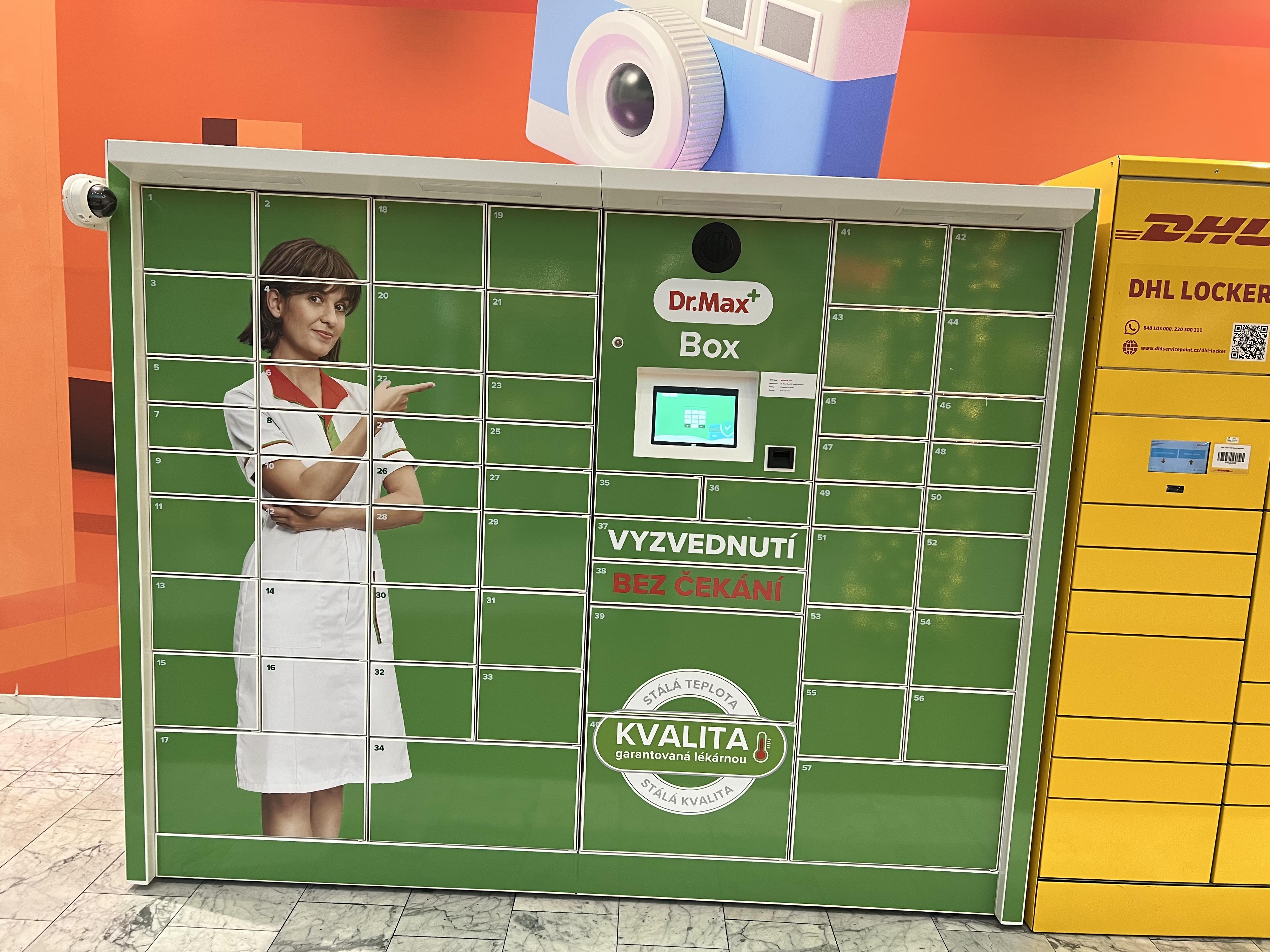 Dr. Max - výdejní box