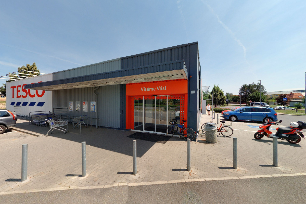 Tesco Supermarket foto 2