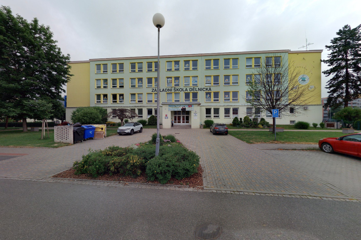 ZŠ a MŠ Dělnická, Karviná foto 2