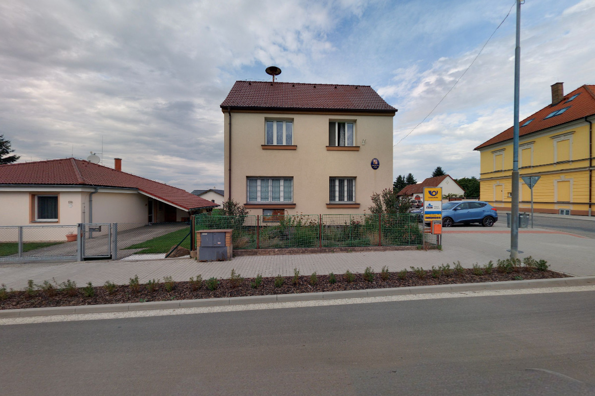 Slapy - obecní úřad foto 3