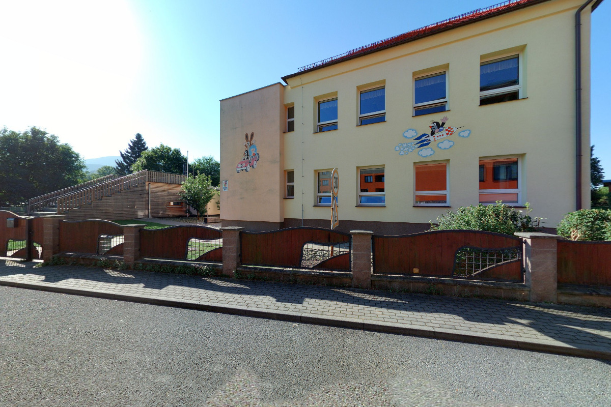 Mgr. Zdenka Lakomá - CENTRUM LINIE