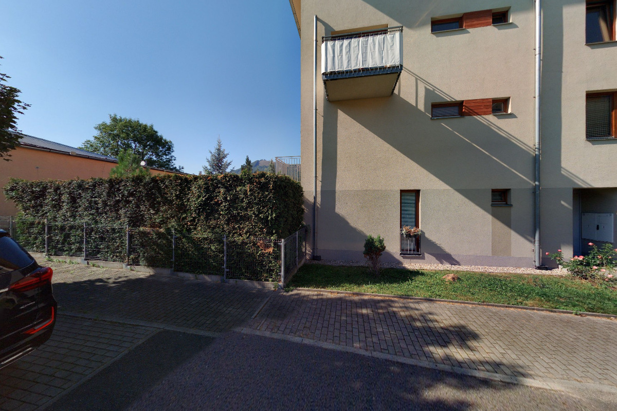 Jolanta Kovářová - učitelka pořádku, koordinátorka stěhování, lektorka angličtiny foto 2