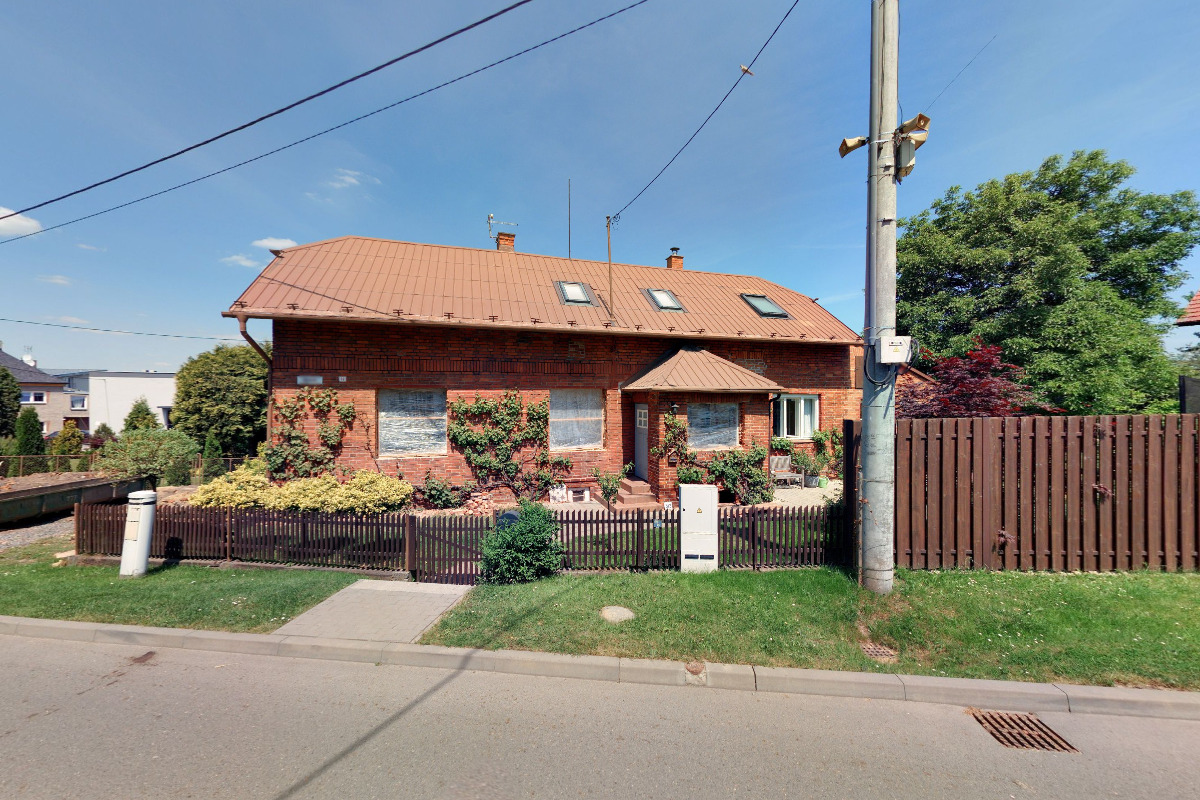 Lucie Krechterová  RE/MAX