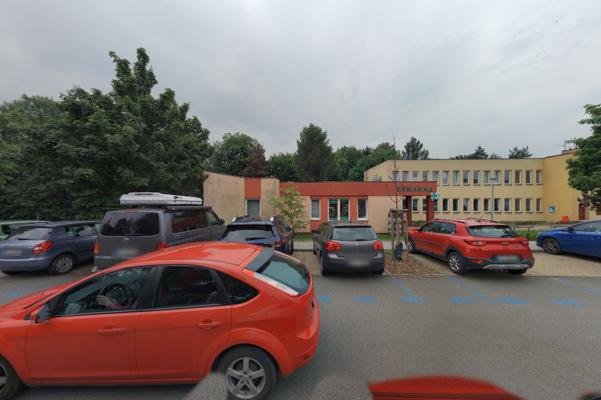 Praktik - Šenov s.r.o. - MUDr. Júlia Chamrádová foto 2