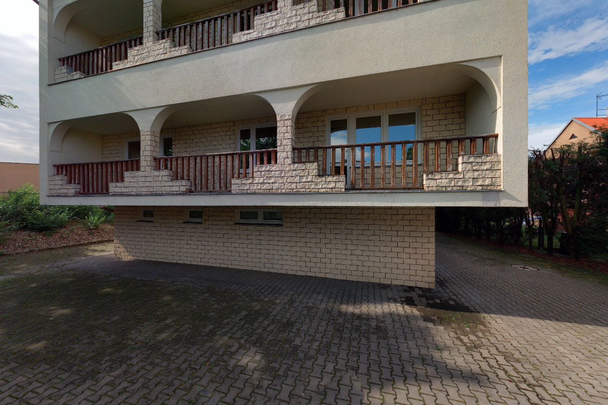 Araik Company, s.r.o.