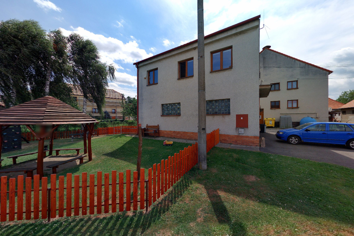 Škvořetice - obecní úřad foto 3