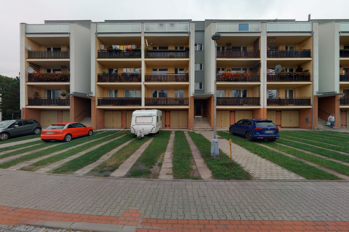 SPDM, veřejná obchodní společnost