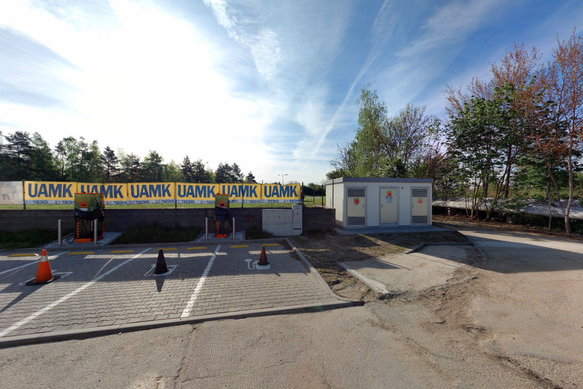 Nabíjecí stanice ČEZ