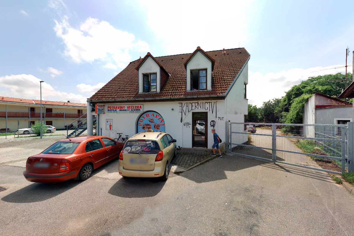 Večerka Strkovská 701