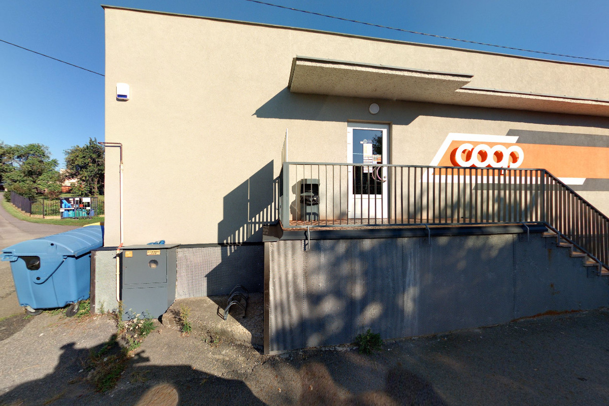 Jednota, spotřební družstvo v Hodoníně - COOP foto 2