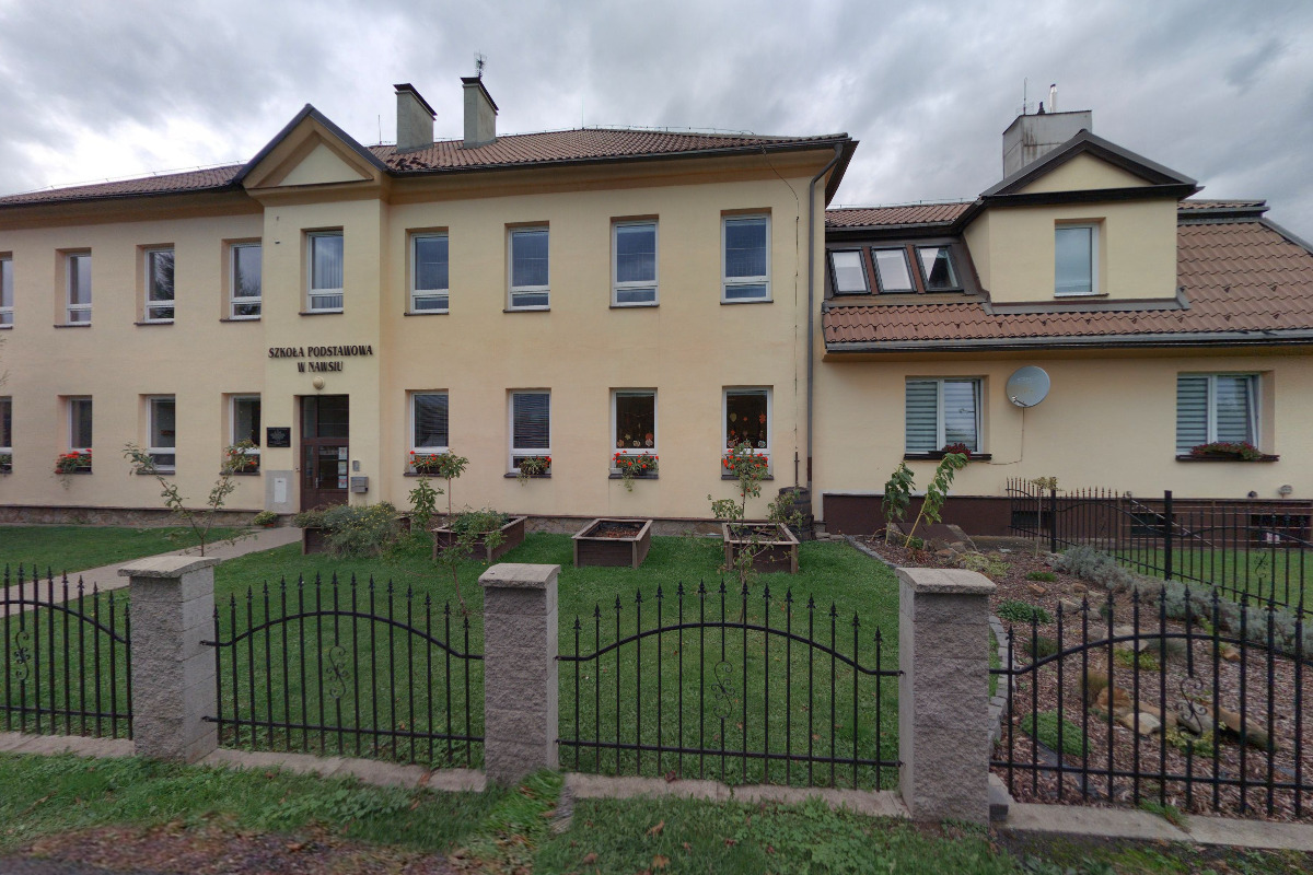 ZŠ a MŠ s polským jazykem vyučovacím Návsí foto 2