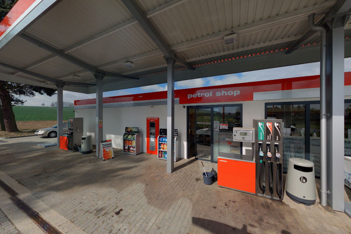 PETROL foto 3
