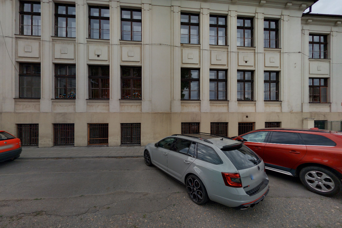 Církevní ZŠ svaté Ludmily Opava, Slavkovská foto 2