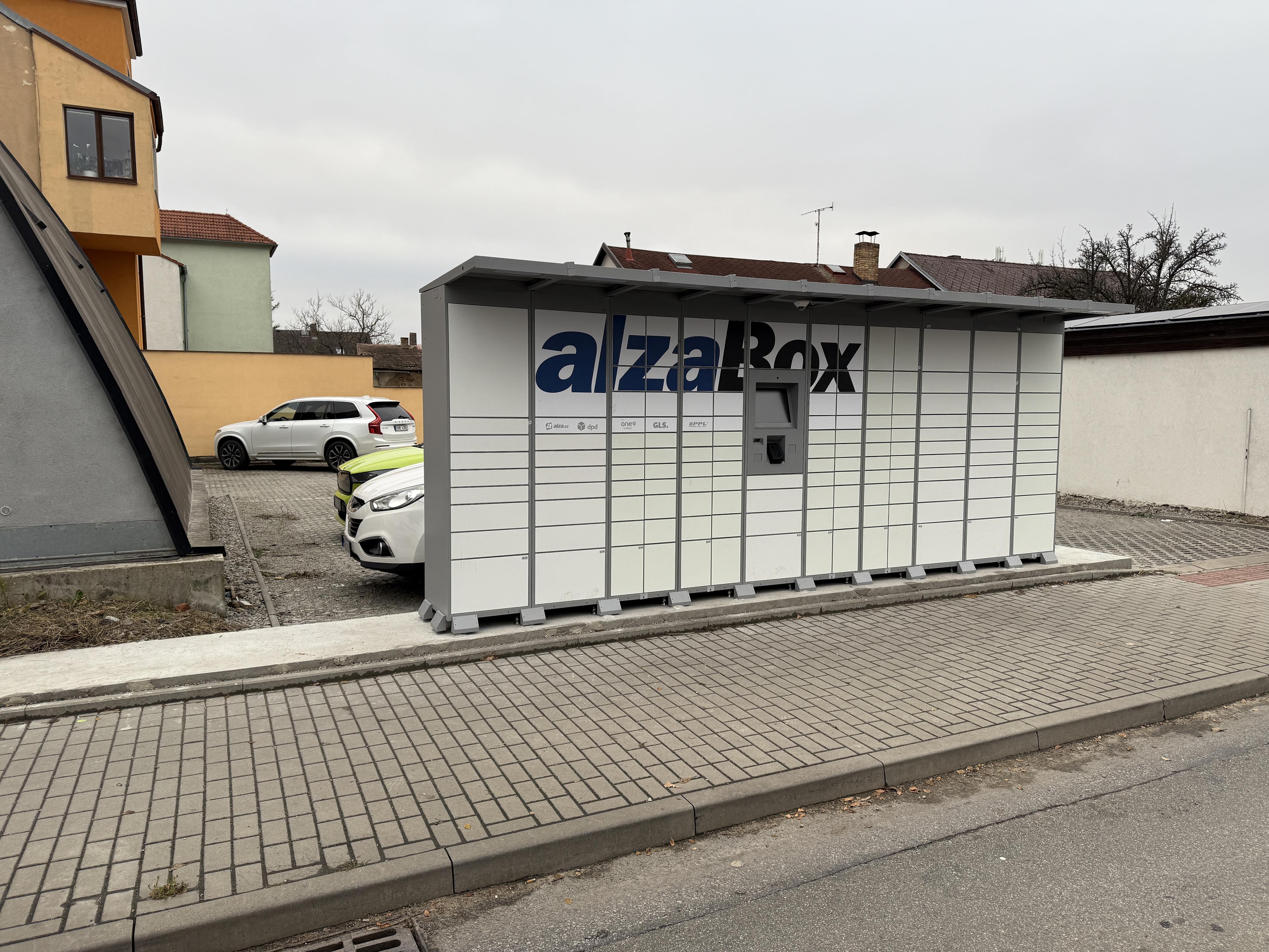 AlzaBox