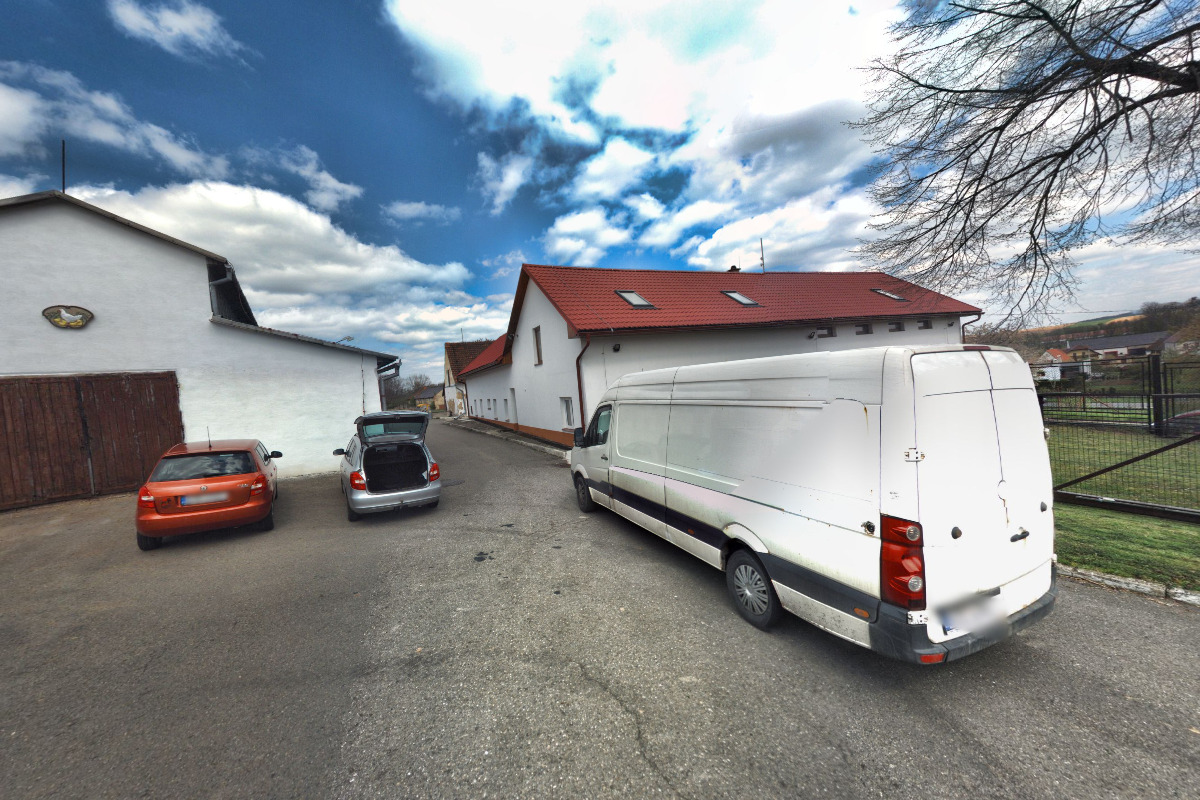 SCHROM FARMS, spol. s r.o.