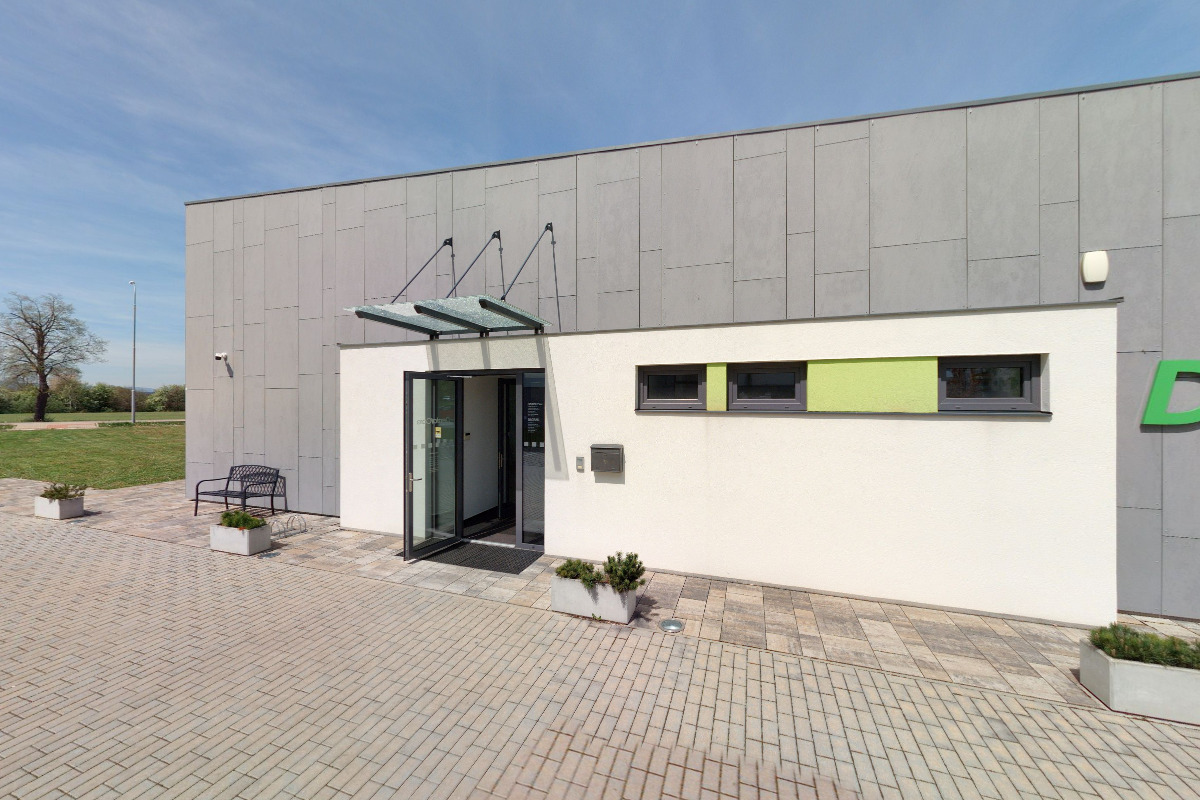 Realitní makléř Jan Vodhánil