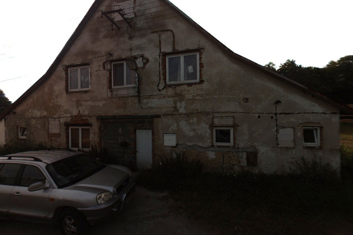 Stáj JLB Komorní Lhotka