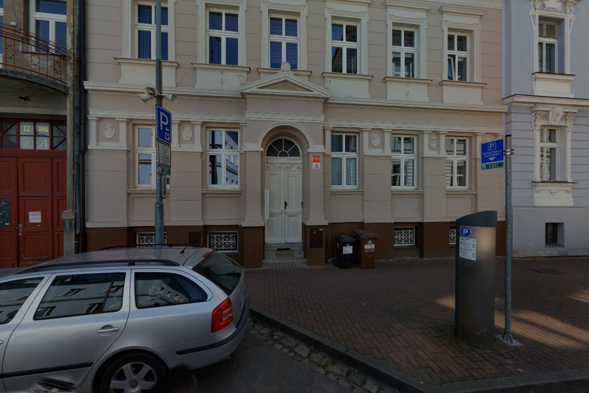 AZ REALITNÍ KANCELÁŘ