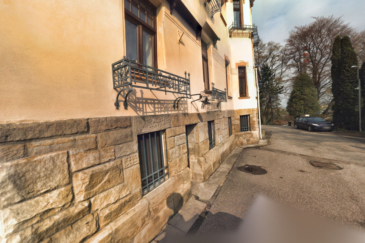 Dětský domov a školní jídelna Nový Jičín, Revoluční 56 foto 2