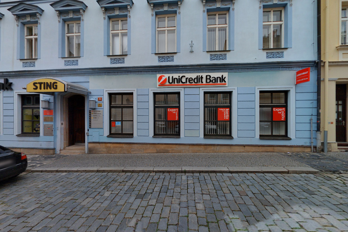 Bankomat UniCredit Bank Czech Republic foto 2