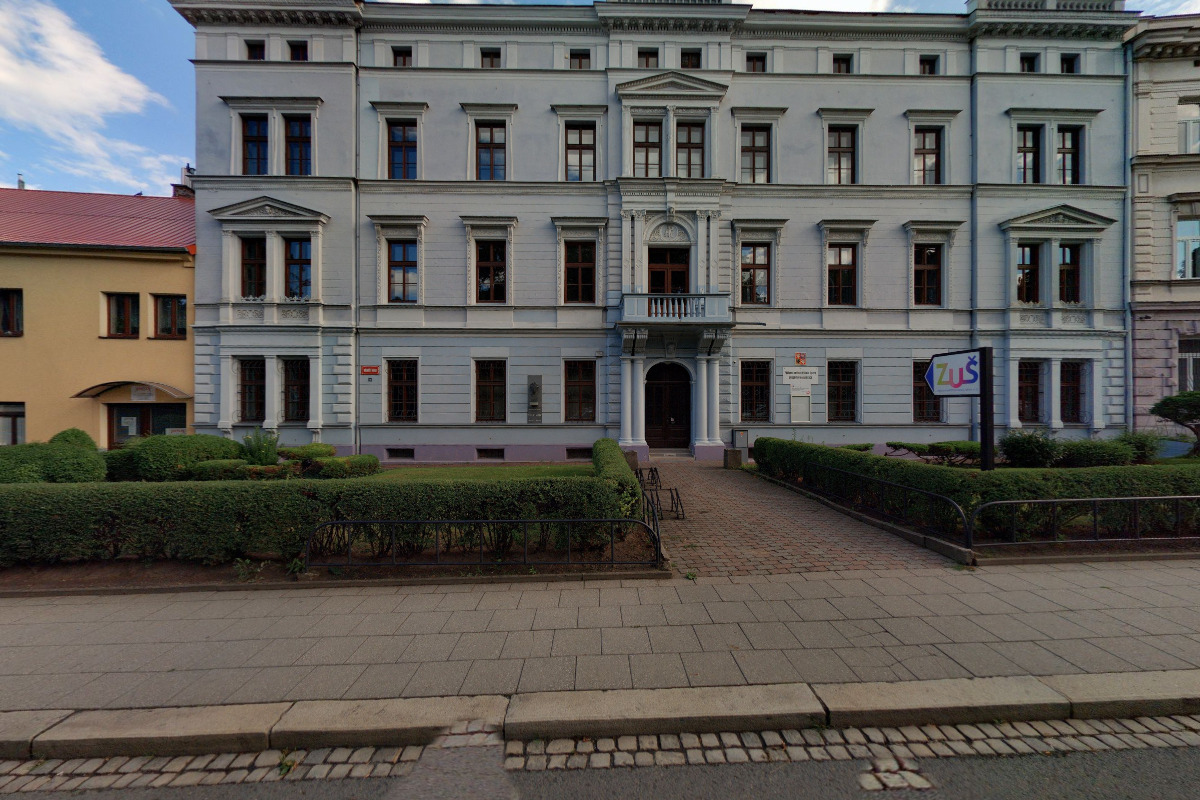 ZUŠ Opava - Hudební obor a ředitelství foto 5