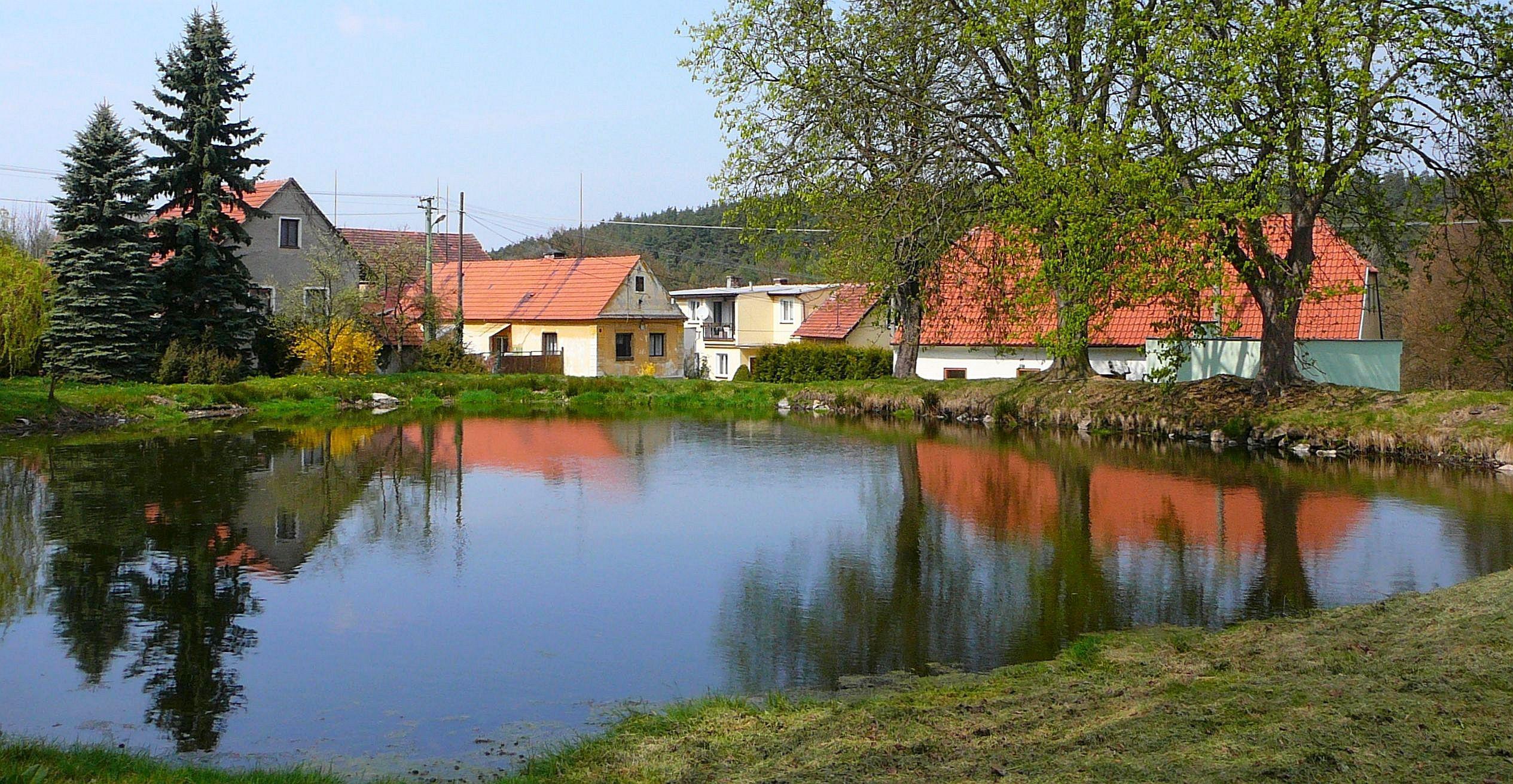 Drahouš - obecní úřad foto 3