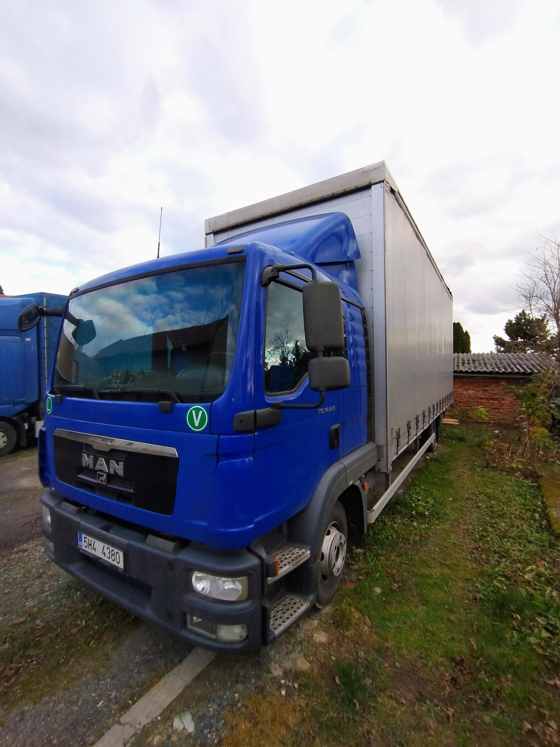 Dušan Popelka - nákladní silniční doprava foto 5