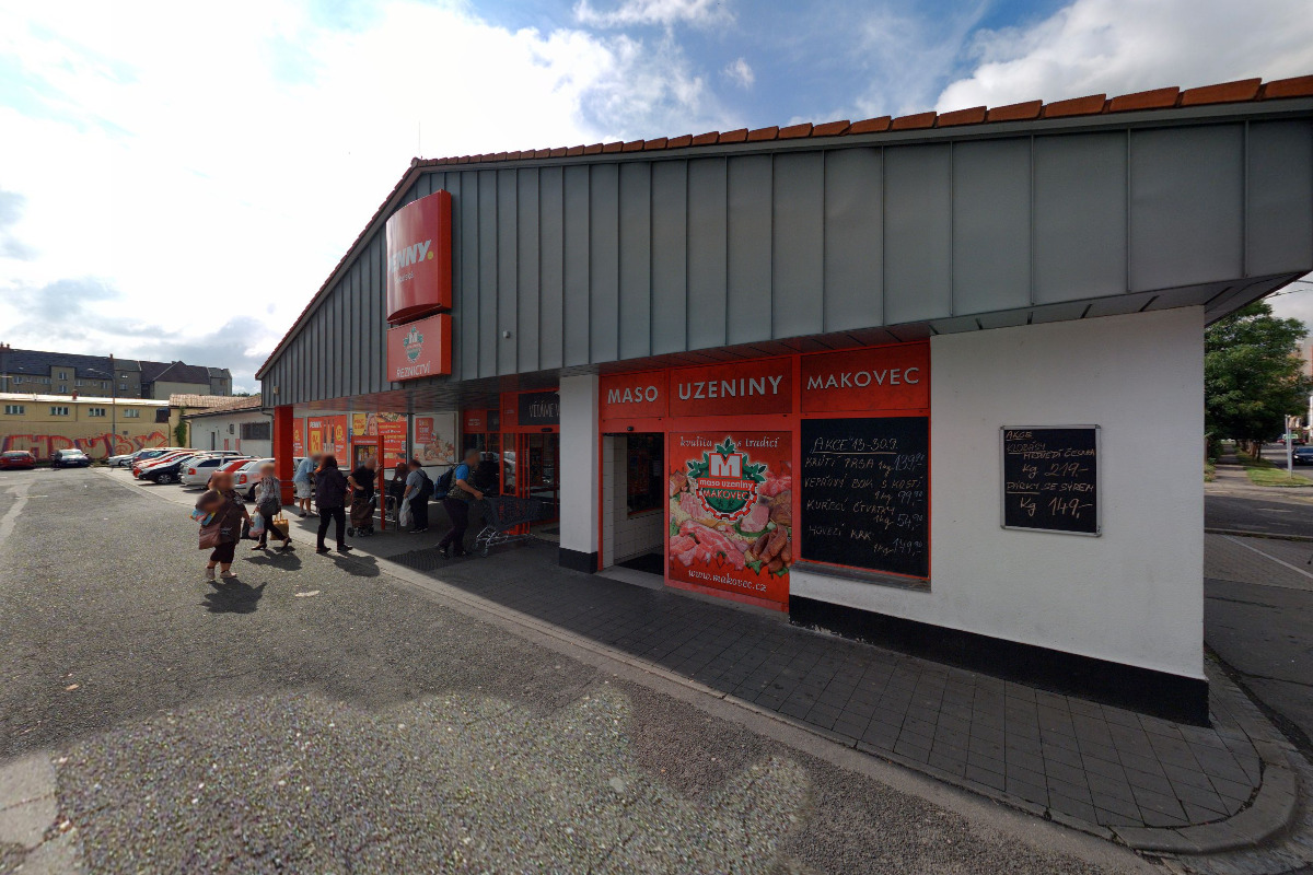 Makovec - maso uzeniny foto 1