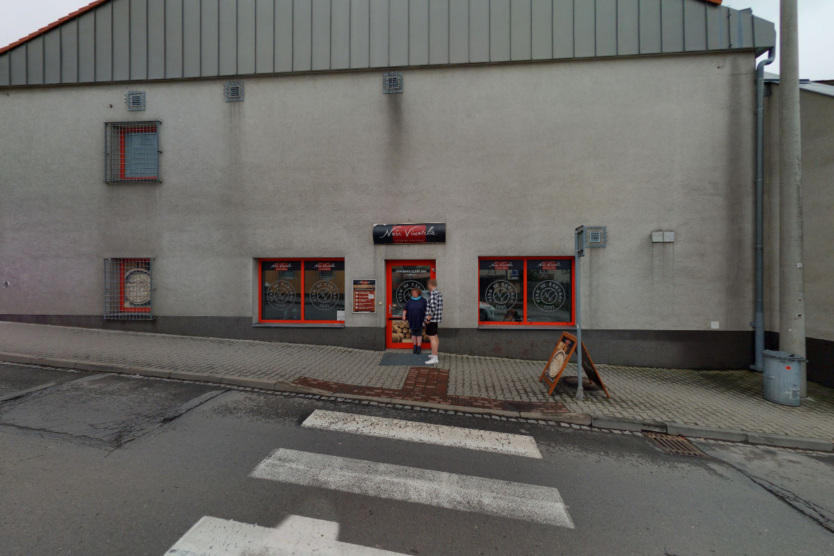 Naše Vinotéka - víno se zárukou foto 2