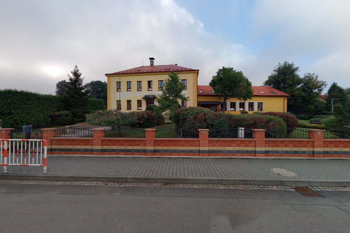 ZŠ a MŠ Hostašovice