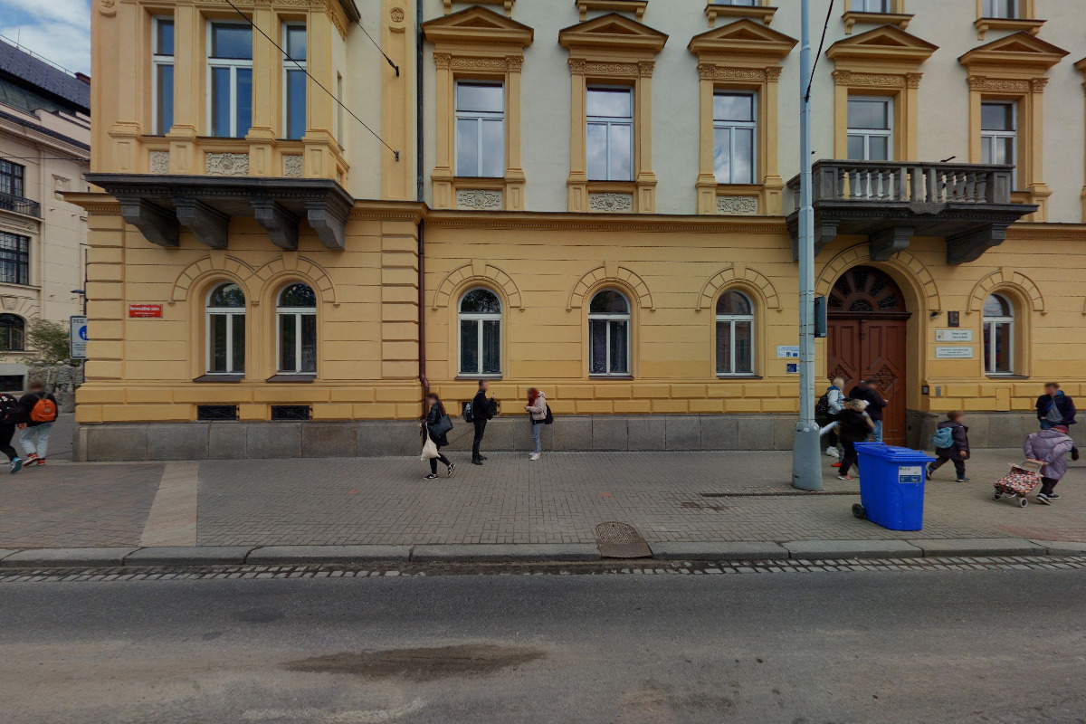 Střední škola a Vyšší odborná škola cestovního ruchu, České Budějovice foto 2