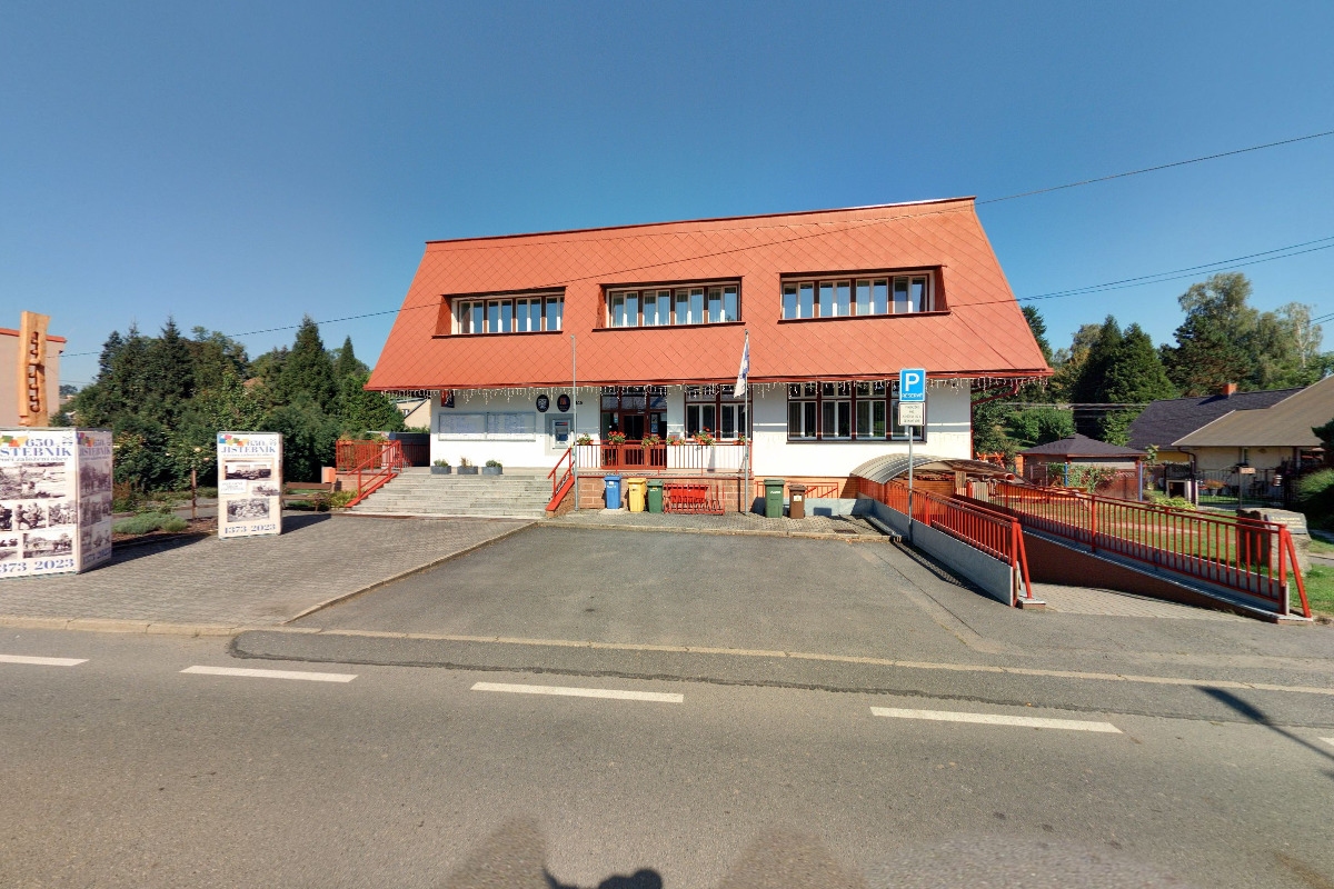 Jistebník - obecní úřad foto 3