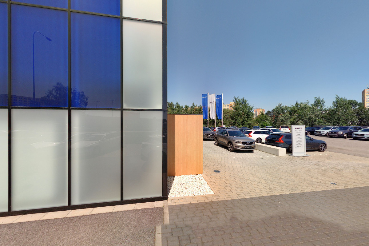 MACH Motors - Volvo foto 5