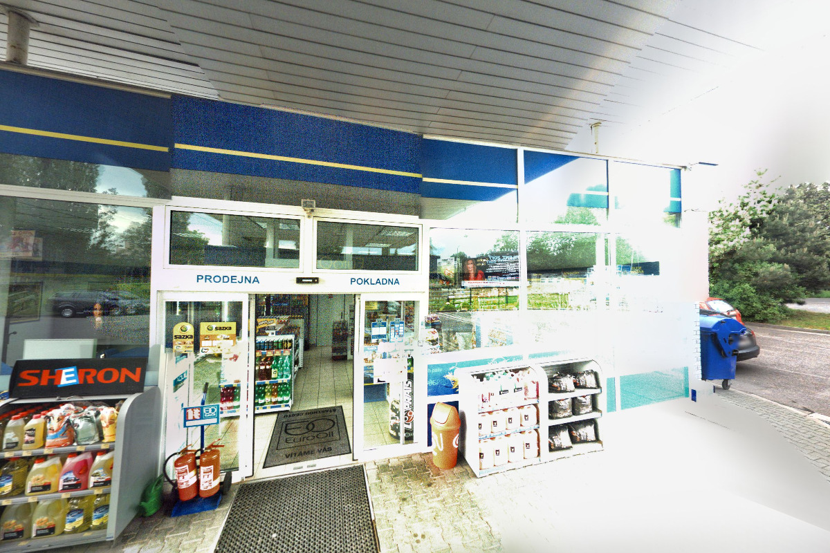Občerstvení u čerpací stanice