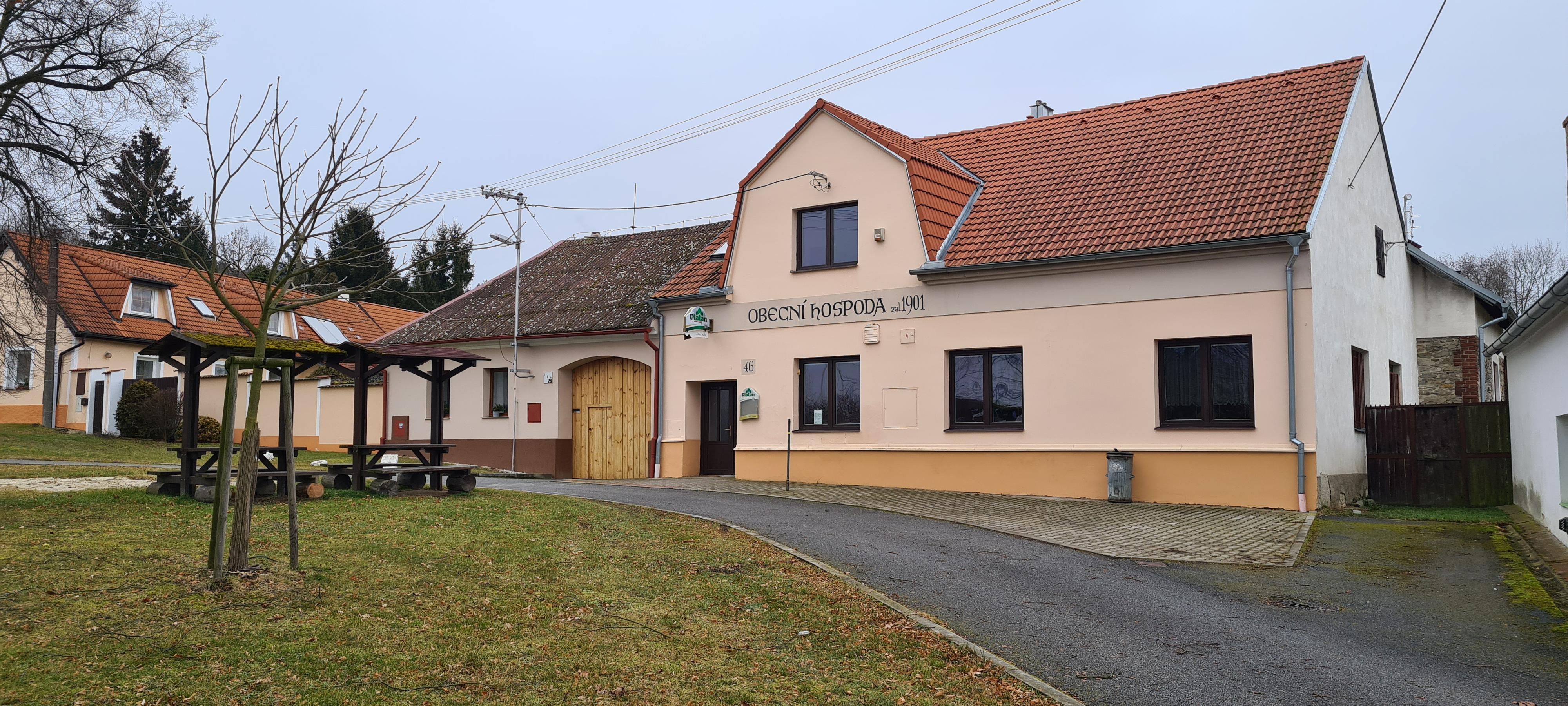 Obecní hospoda foto 1