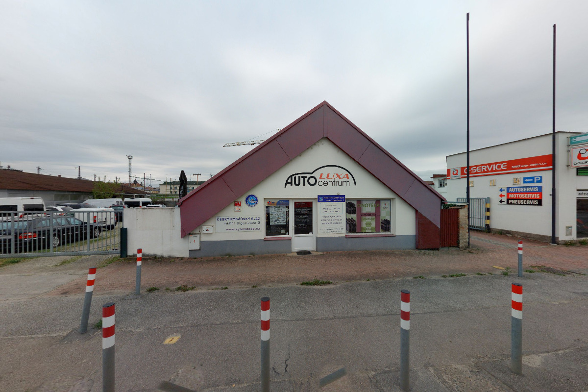 AUTO centrum LUXA, s.r.o.