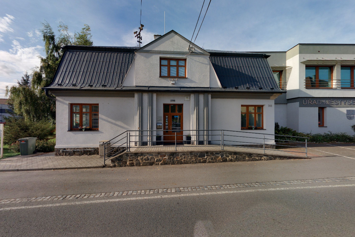 Suchdol nad Odrou - úřad městyse foto 3