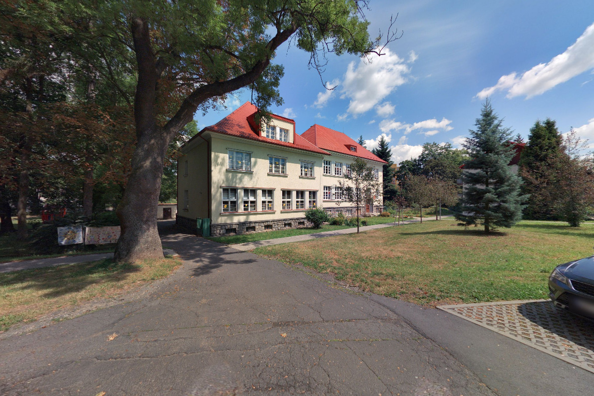 MŠ Mahenka Bruntál, Komenského