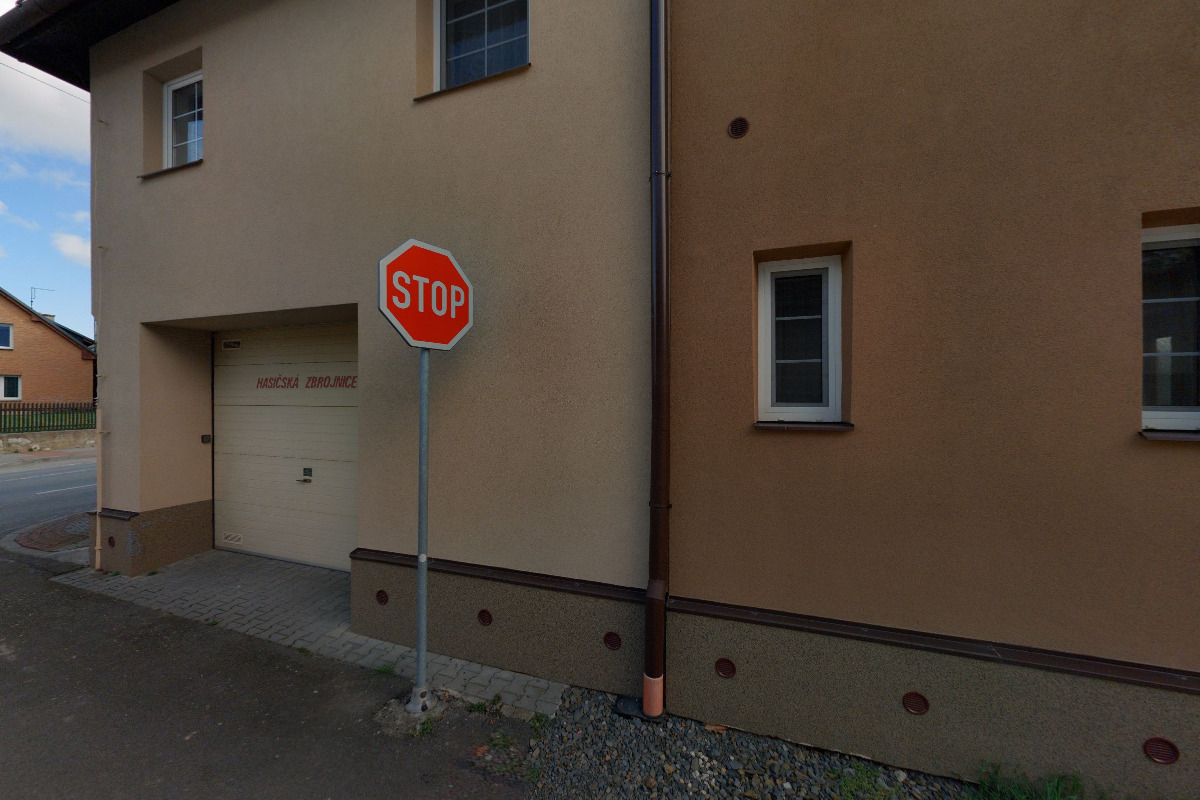 Uhlířov - obecní úřad