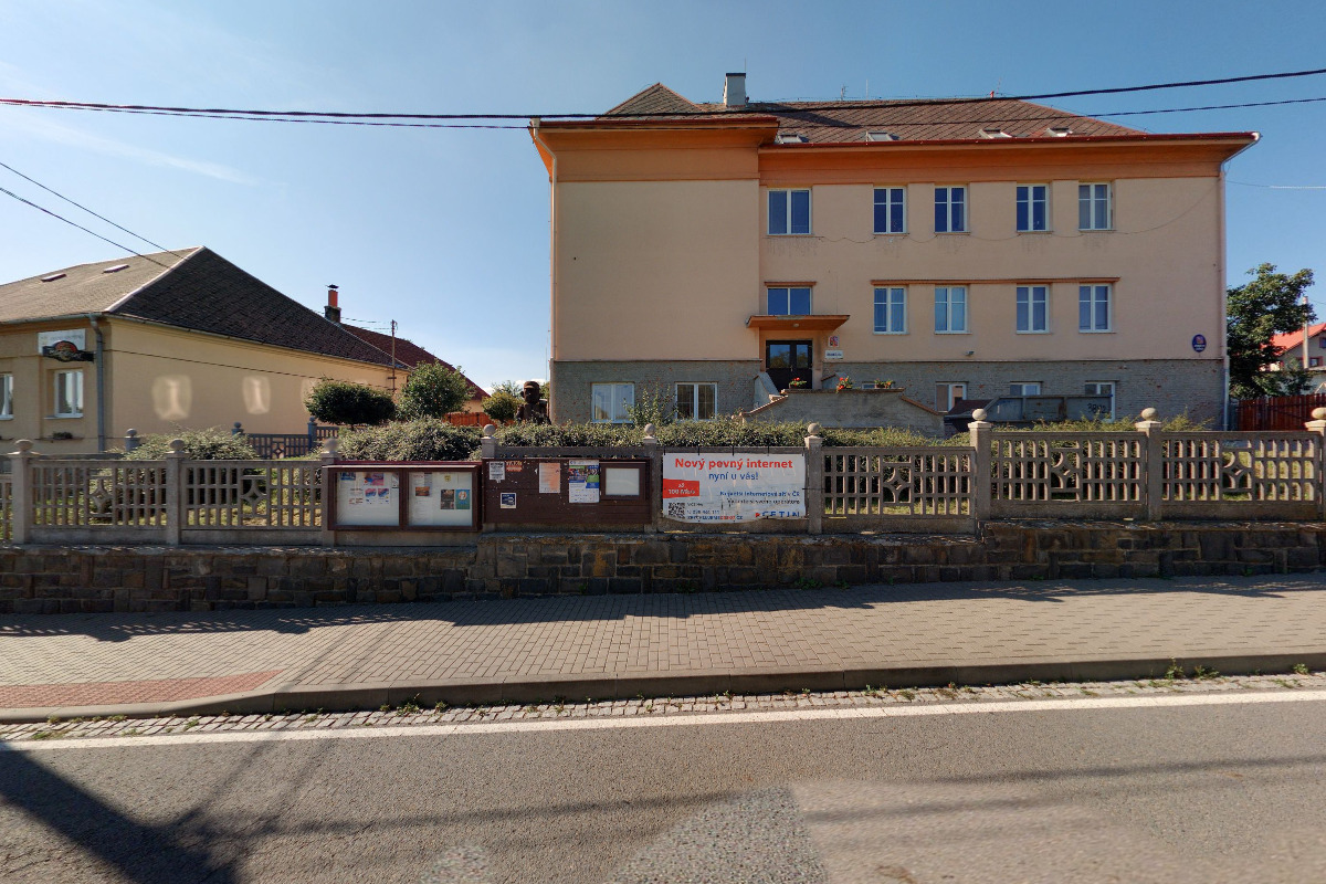 Obecní knihovna Heřmanice u Oder