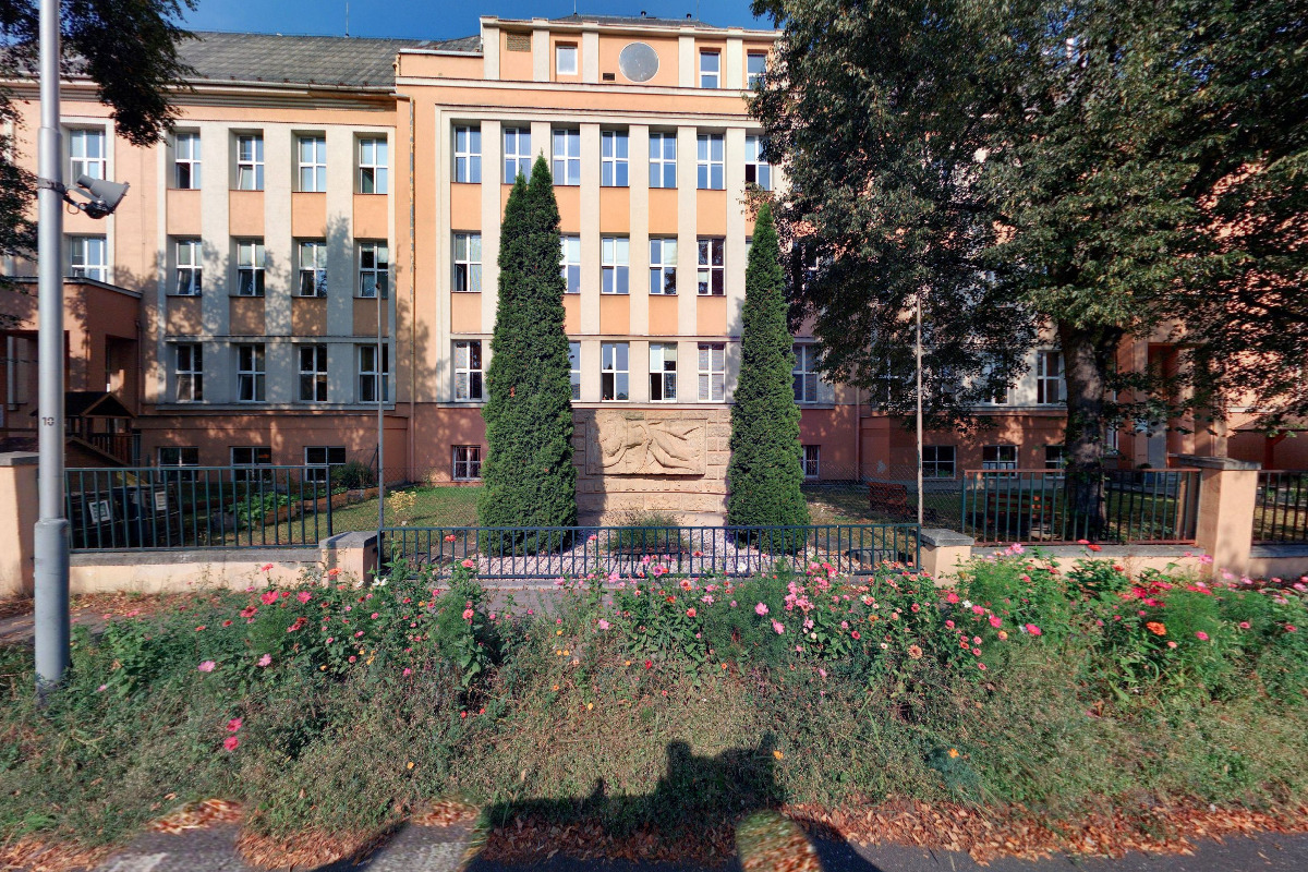 ČESKO ANGLICKÉ MONTESSORI JESLE foto 6