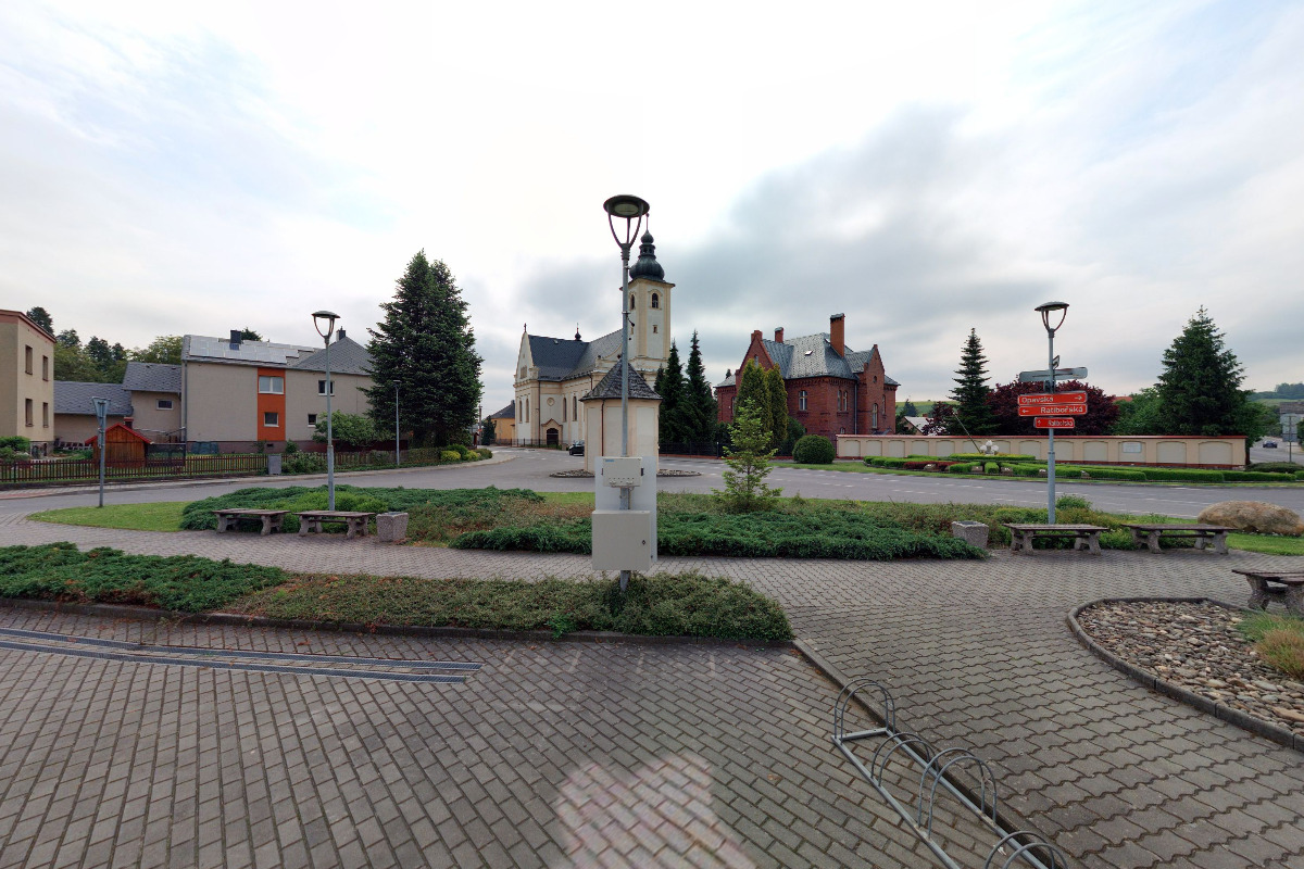 Nabíjecí stanice Obecní úřad Píšť foto 2