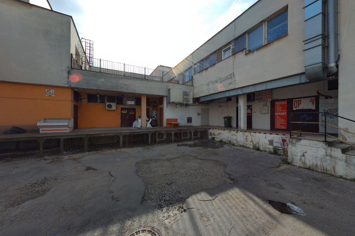 Golden Rose Salon Duha